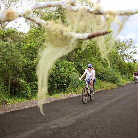 Вилла Galapagos Safari Camp GALAPAGOS ISLANDS Экстерьер фото