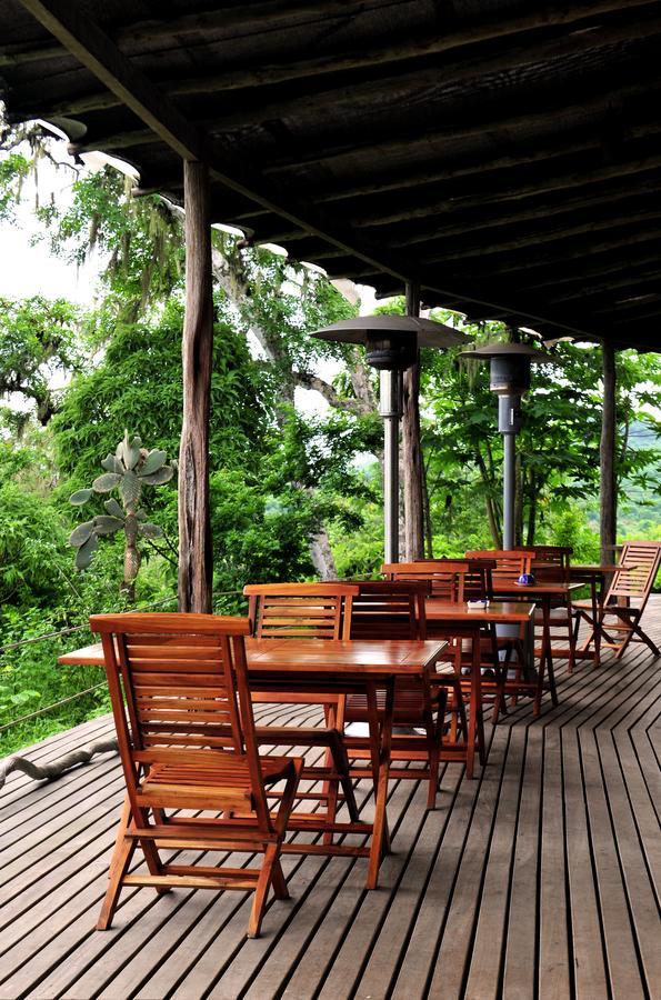 Вилла Galapagos Safari Camp GALAPAGOS ISLANDS Экстерьер фото