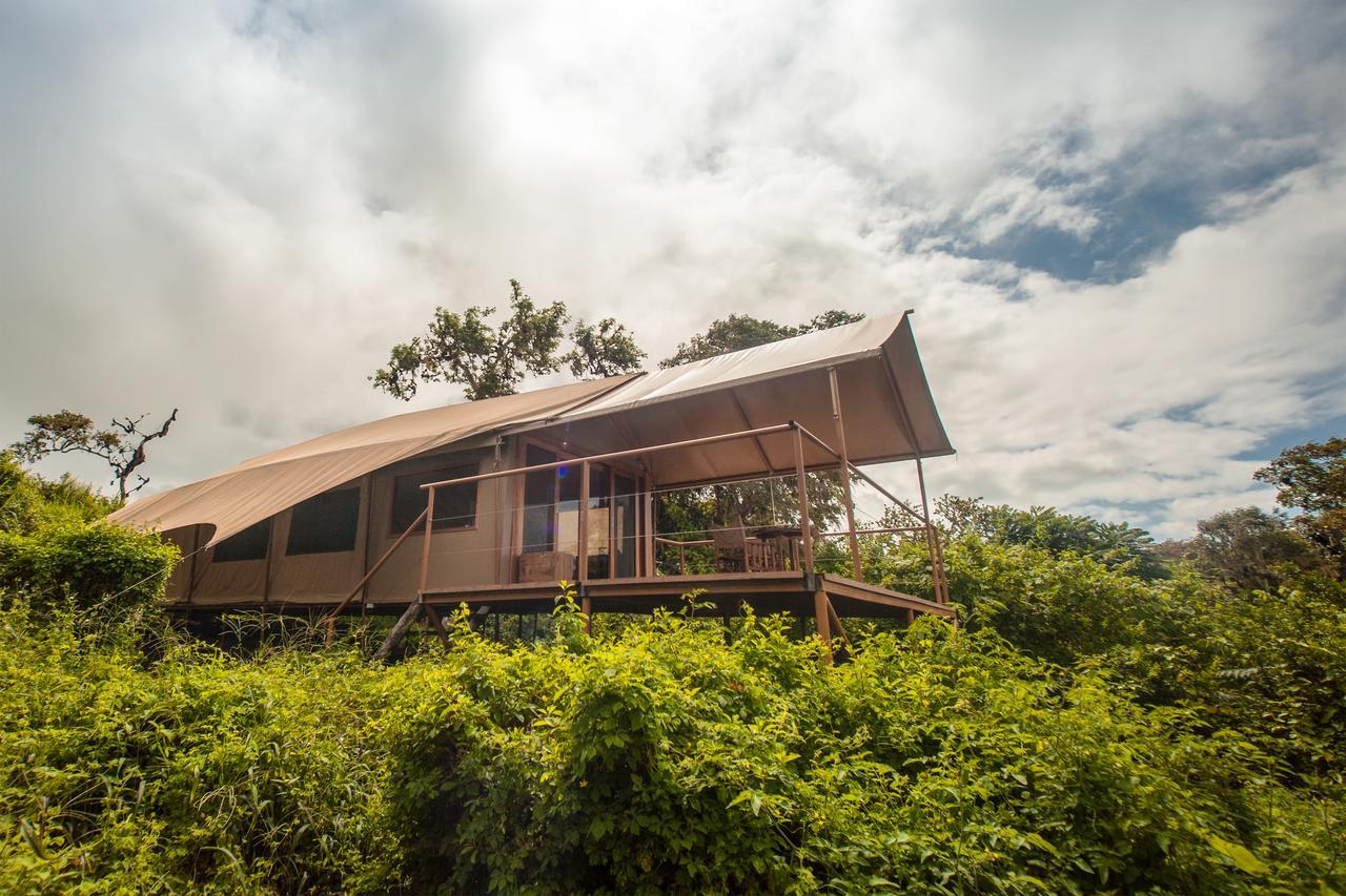 Вилла Galapagos Safari Camp GALAPAGOS ISLANDS Экстерьер фото