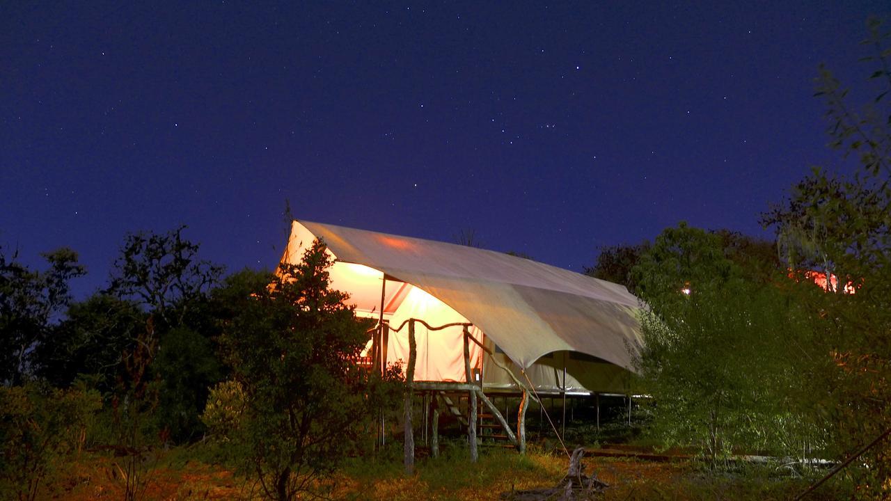 Вилла Galapagos Safari Camp GALAPAGOS ISLANDS Экстерьер фото